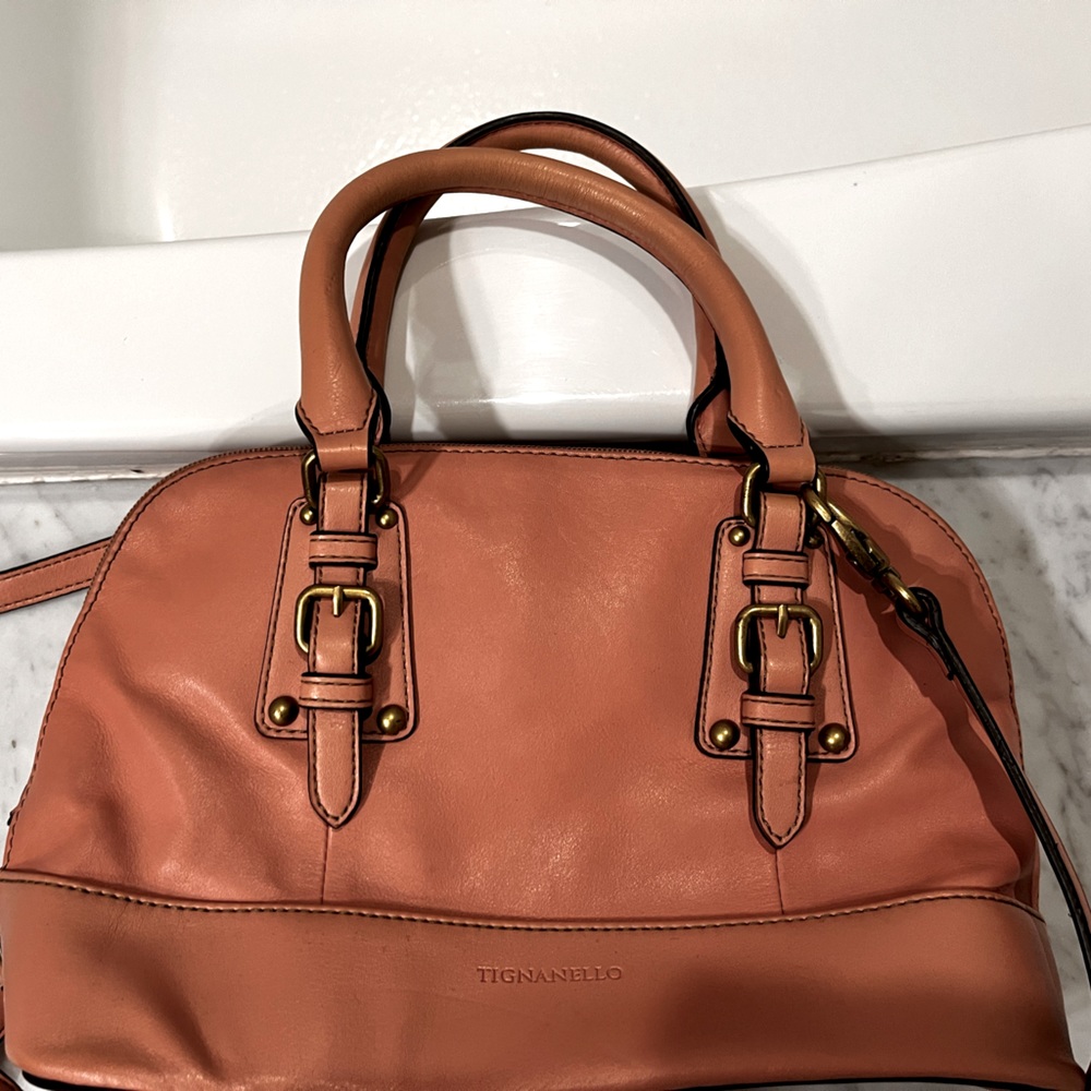 Tignanello Leather Pocketbook-Peach with antique gold/brass hardware